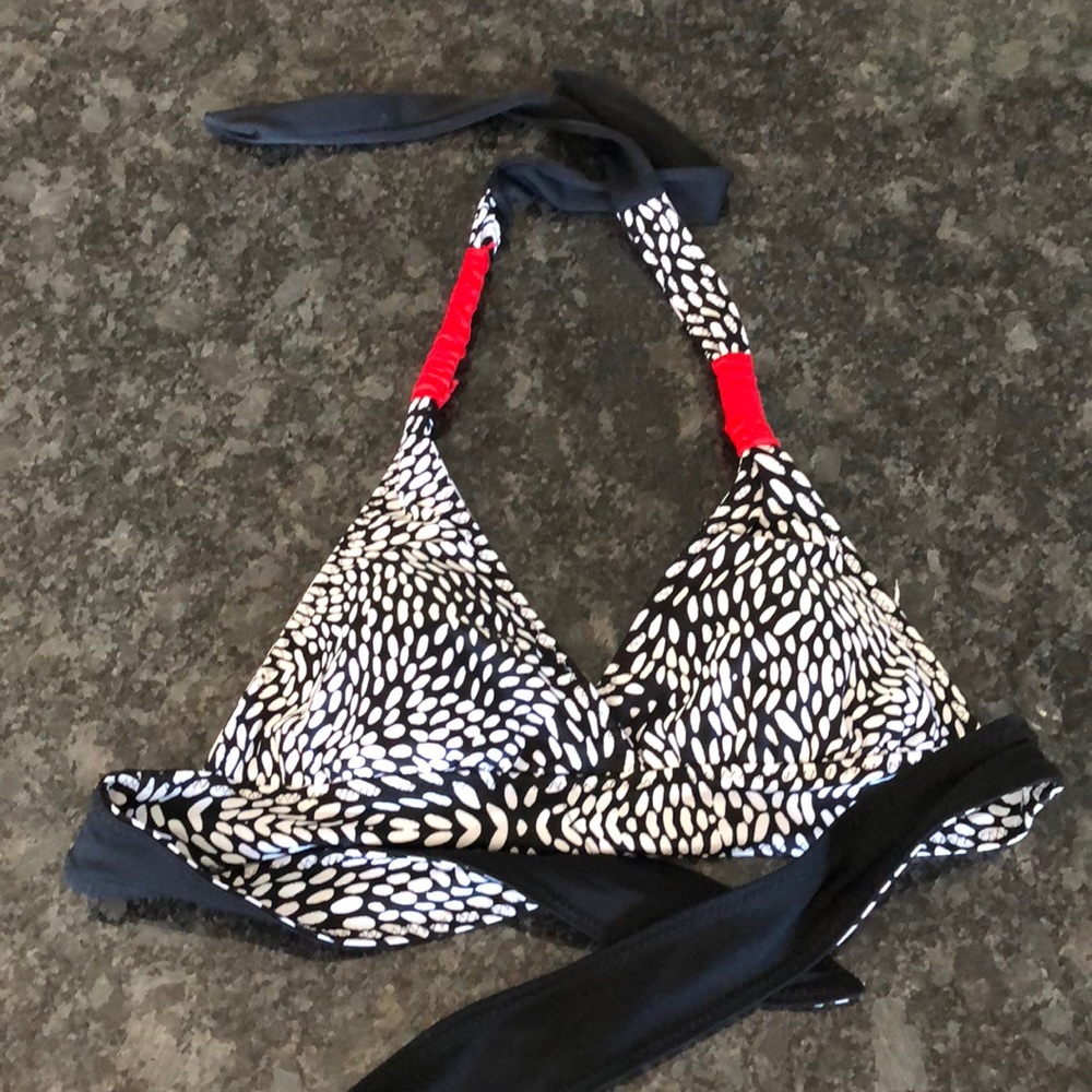 Reversible bikini top
